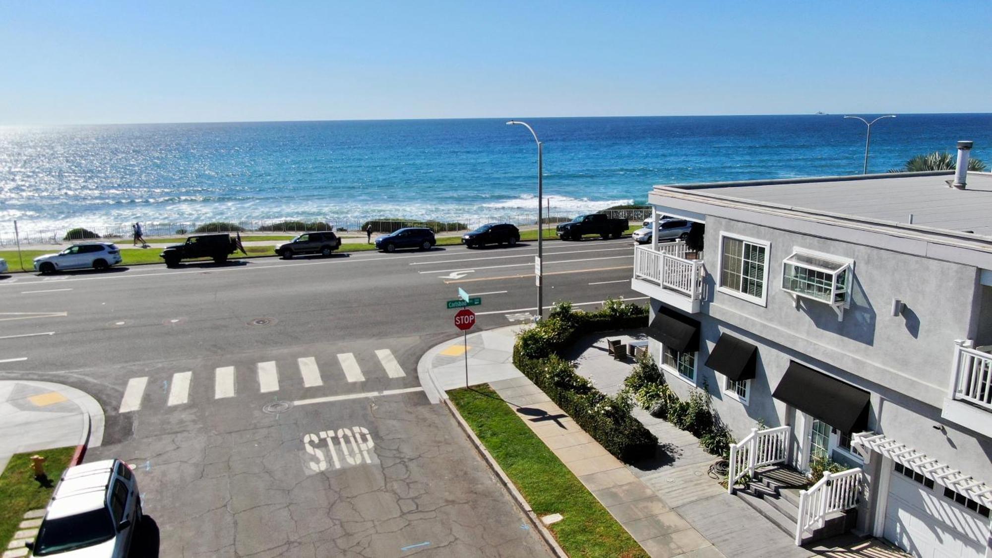 3690 Carlsbad Boulevard - Entire Home Exterior photo